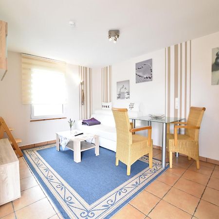 Boutique Bungalow In Insel Poel With Terrace المظهر الخارجي الصورة